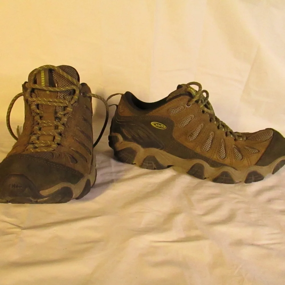 Oboz Men’s Sawtooth Low Umber hiking shoes